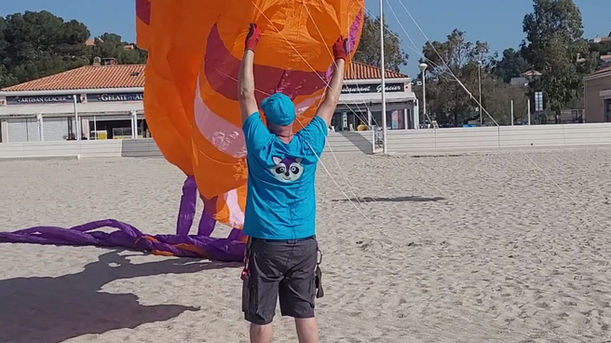 Un cerf-volant au décollage